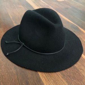 Black wool hat
